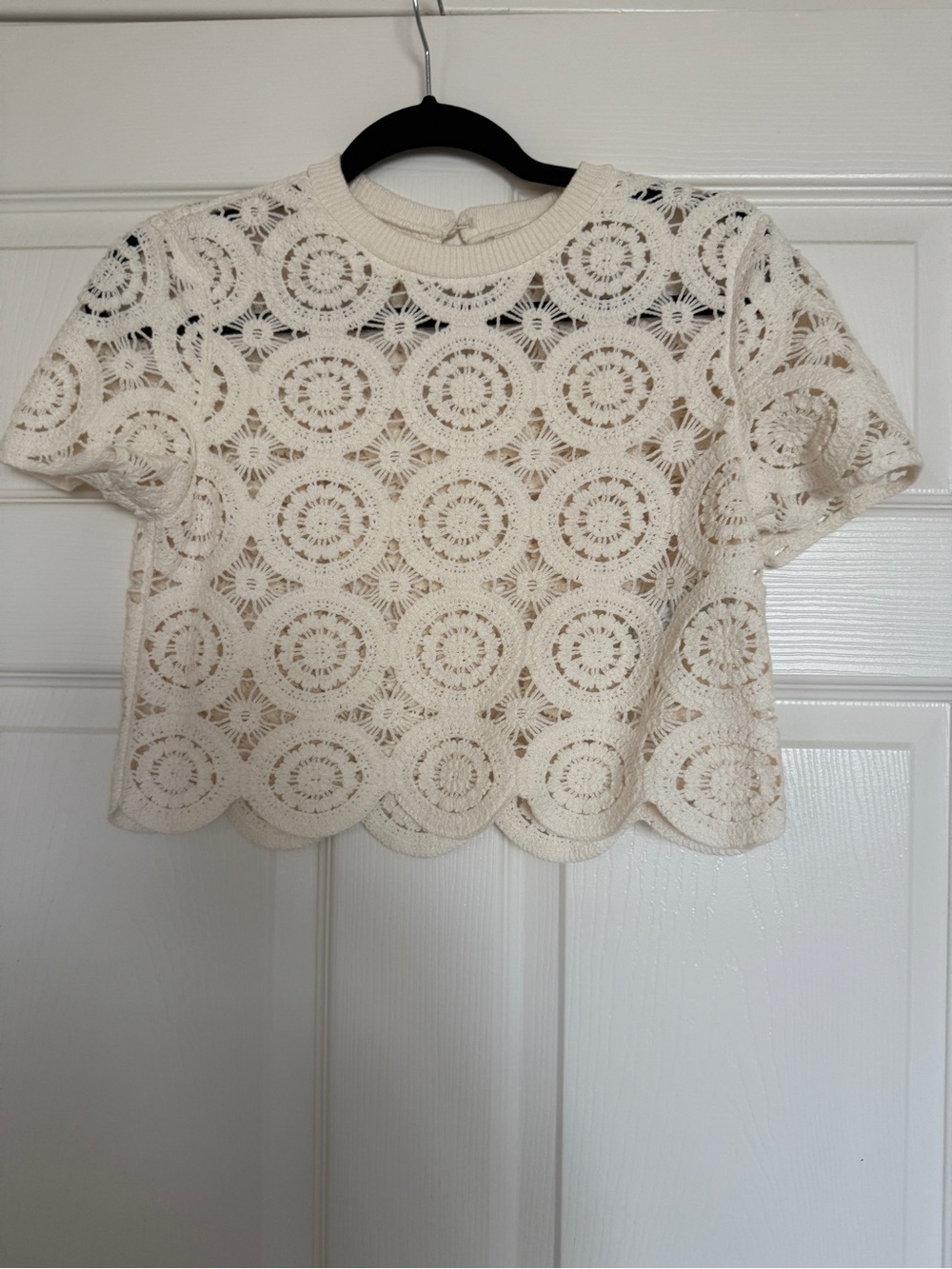 Abercrombie & Fitch Crochet Crop Top